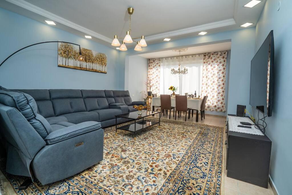 Windows On Netanya Luxury Penthouse Downtown Apartment Exterior photo